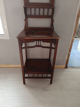 Palanganero antiguo de madera