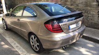 Mercedes C220 CDi SportsCoupe 2003