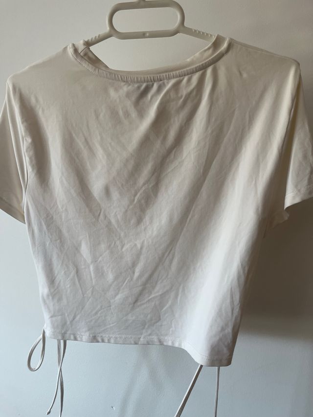 Camiseta Bershka Blanca Talla L