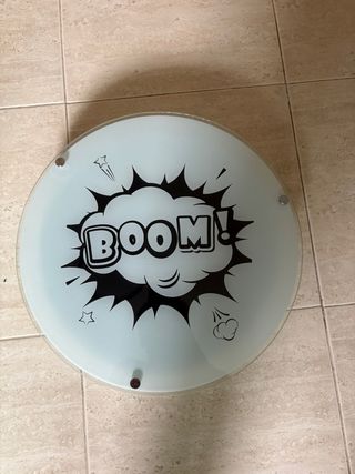Lámpara de techo redonda con diseño Boom