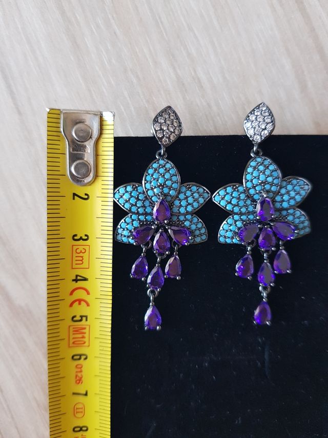 Pendientes de fiesta morados y turquesa
