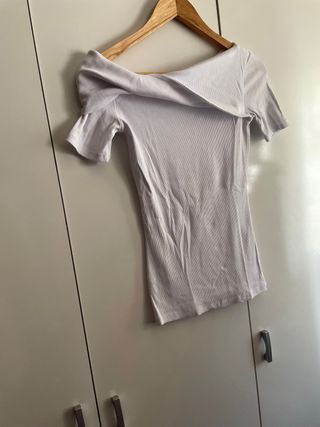Camiseta asimétrica Zara blanca