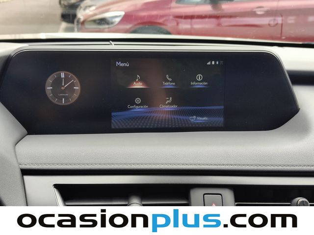 Lexus UX 250h Business 2WD 135 kW (184 CV)