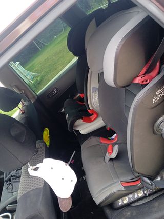 Nissan X-Trail 2008 vendo o cambio por caravana