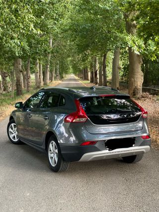 Volvo V40 2014