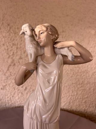 Escultura NAO Lladró Oveja Porcelana 35cm