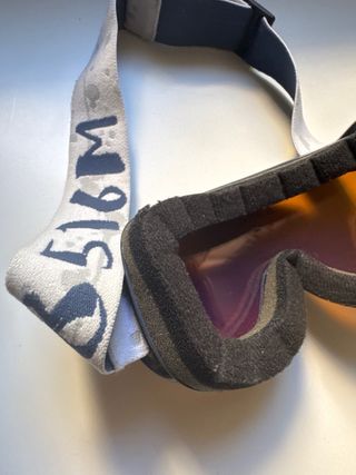 Gafas de esquí con lente naranja