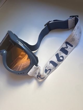 Gafas de esquí con lente naranja