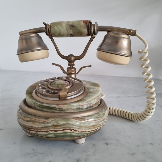 Telefono vintage a disco in onice