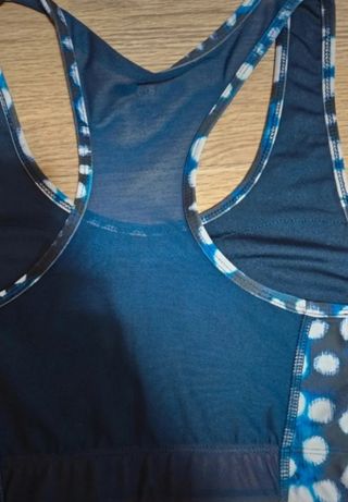 Sujetador deporte Desigual estampado BLACK FRIDAY