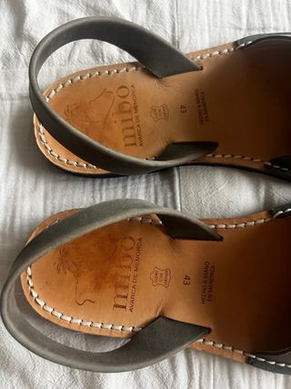Mibo Abarca Menorquina hombre . Talla 43 Gris