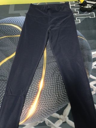 Leggings burdeos, regalo otro leguins 