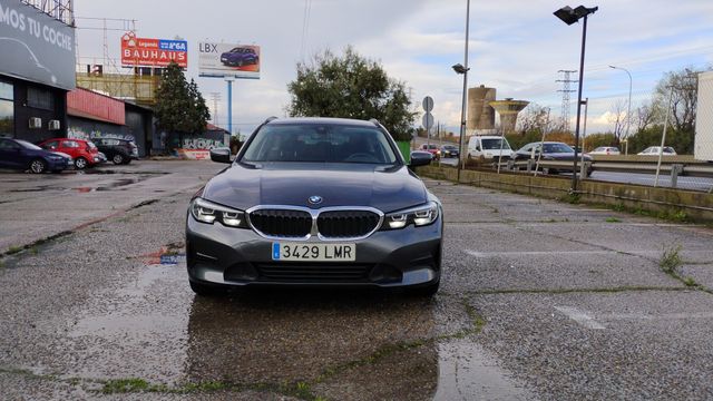 BMW Serie 3 318d Touring 110 kW (150 CV)