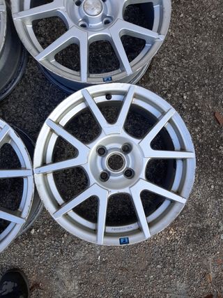 Llantas Fondmetal 17 5x108 ET38 F1