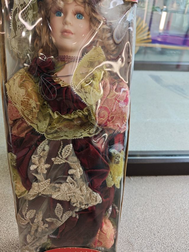 Bambola Porcellana The Princess Collection