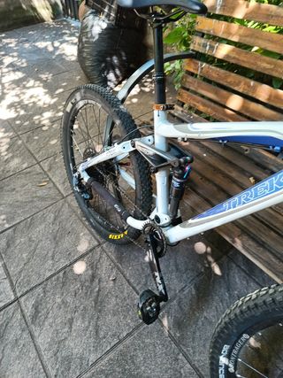 Bicicleta de Montaña TREK FUEL EX 8