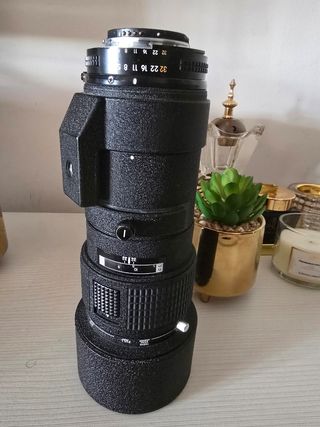 Nikon AF Nikkor 300mm f/4 ED