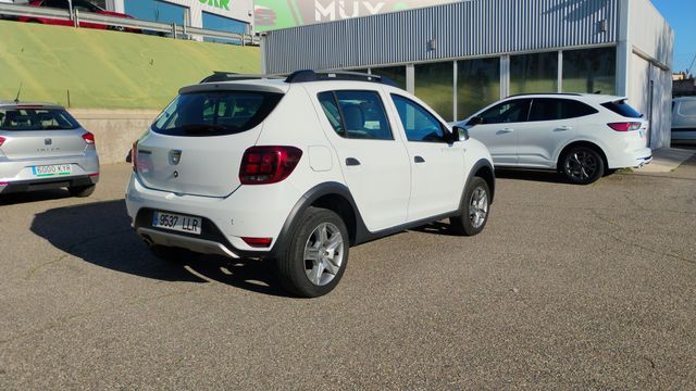 Dacia Sandero Stepway Essential TCe 74 kW (100 CV)