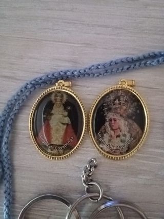Oferta Lote Colgantes y Llaveros Religiosos
