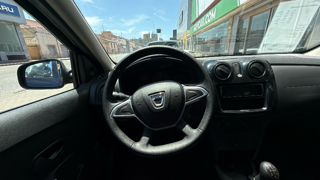 Dacia Sandero Access 1.0 54 kW (73 CV)