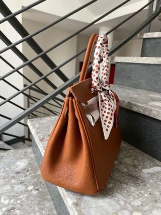 Borsa pelle vegana 30 cm cuoio
vari colori disponi
