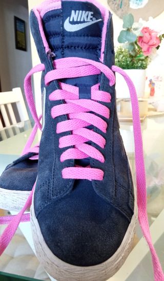 Zapatillas Nike piel azul y rosa T.35.5
