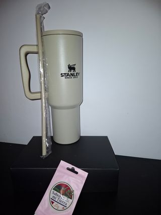 Vaso Beige con Popote