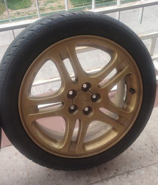 4 Llantas Subaru Impreza WRX 2001-02 Doradas