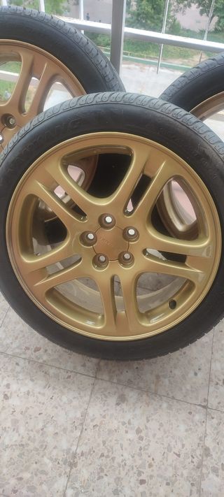 4 Llantas Subaru Impreza WRX 2001-02 Doradas