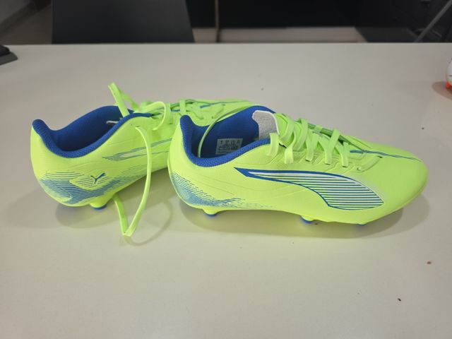 Zapatillas Fútbol Puma Ultra 5 Play Verde