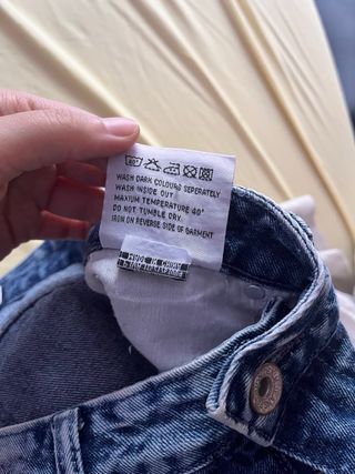 Shorts di jeans strappati taglia 44