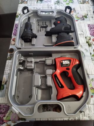 Black & Decker Quattro Taladro caladora y Lijadora