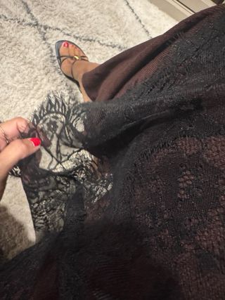 Pantalón de encaje negro y marrón