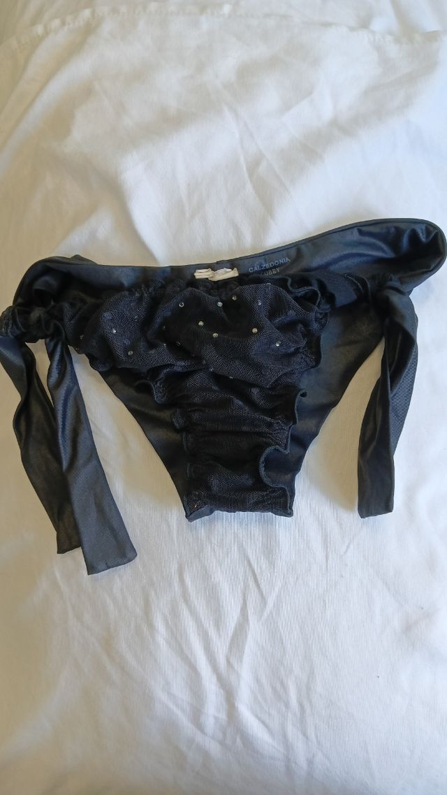 Slip bikini Calzedonia nero con rouches