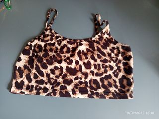 Top corto estampado leopardo