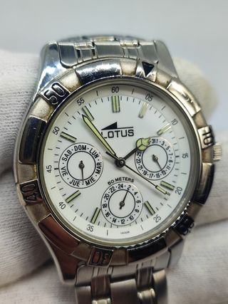 Reloj Lotus Hombre Plata y Blanco
