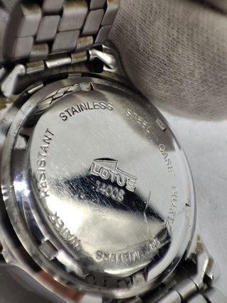 Reloj Lotus Hombre Plata y Blanco