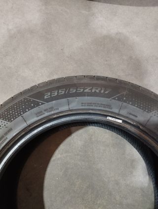 Neumático 235/55ZR17 103W Seminuevo