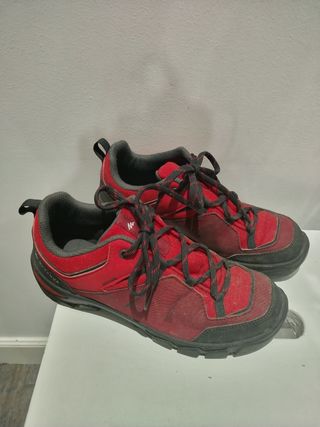 Zapatilla Trekking Quechua Talla 37 Roja
