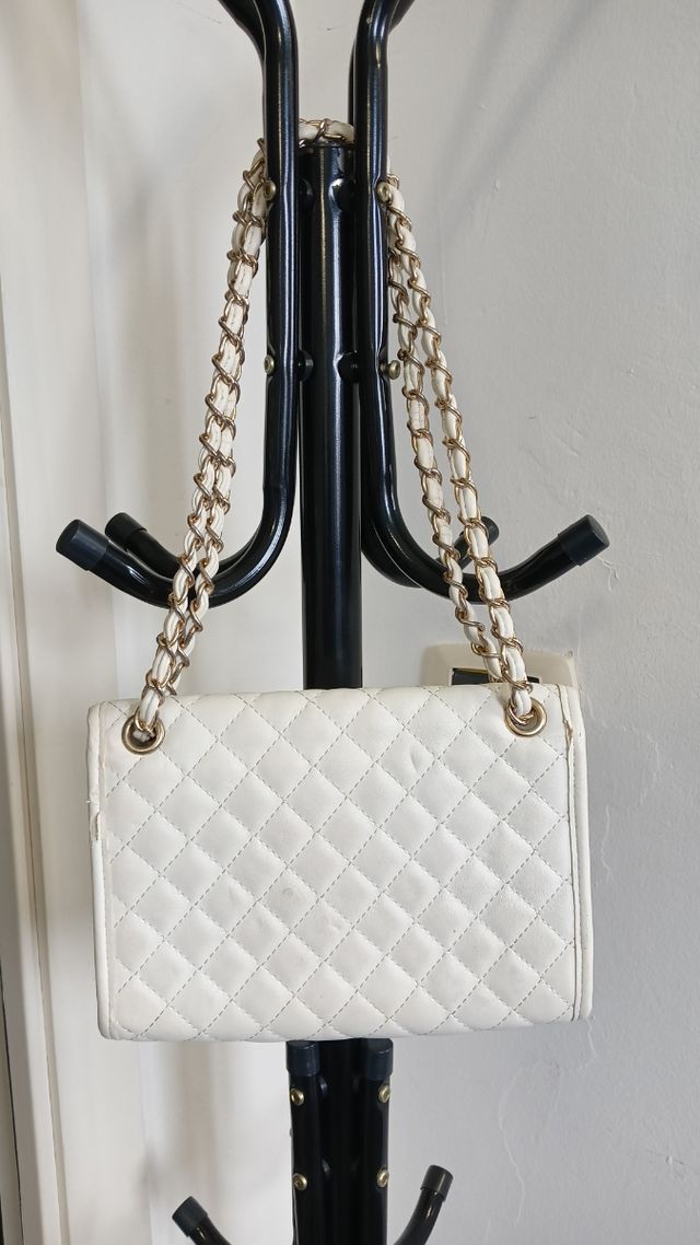 Borsa donna trapuntata con catena