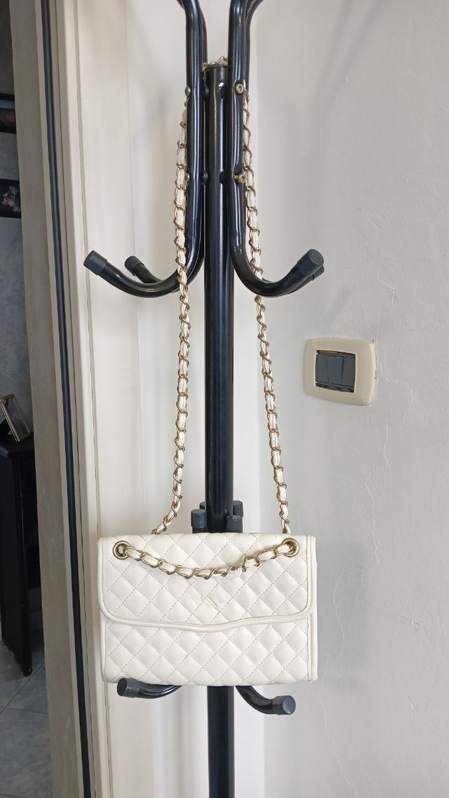 Borsa donna trapuntata con catena