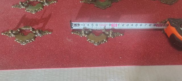 Tiradores botón cobre plafon L7. 