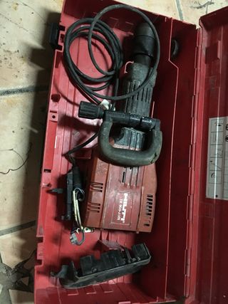 Martillo Eléctrico Hilti 905 AVR