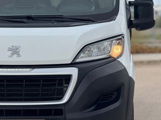 PEUGEOT Boxer  2.2BlueHDI 330 L1H1 desde 318/mes*