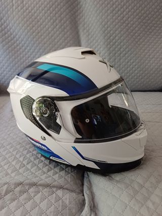 Casco Modular Blanco y Azul