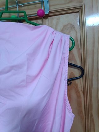 Mono rosa con cinturón regalo pantalón 
