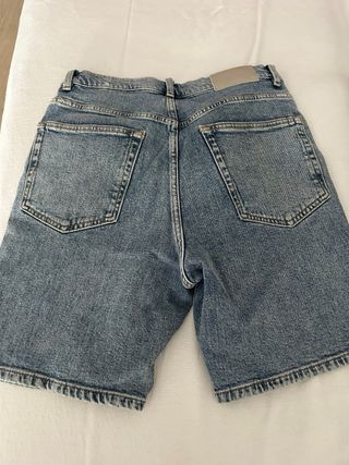 Pantalón vaquero corto talla EUR 36