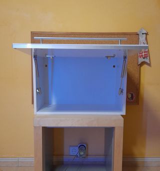 Mueble Cocina Blanco y Plata
