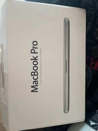 MacBook Pro 15 i7 16GB para piezas. sin disco duro