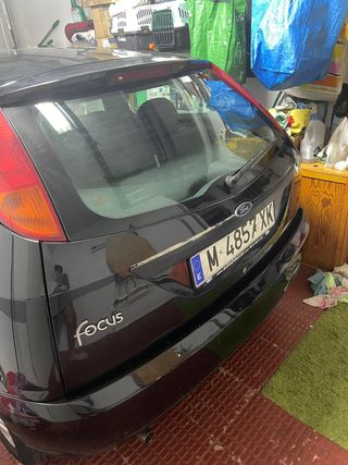 Ford Focus 2000